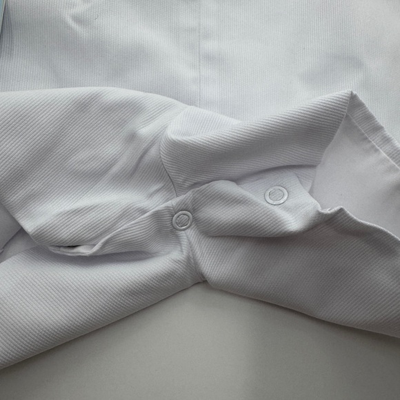 Little English Classic White Romper NWT - Picture 5 of 5